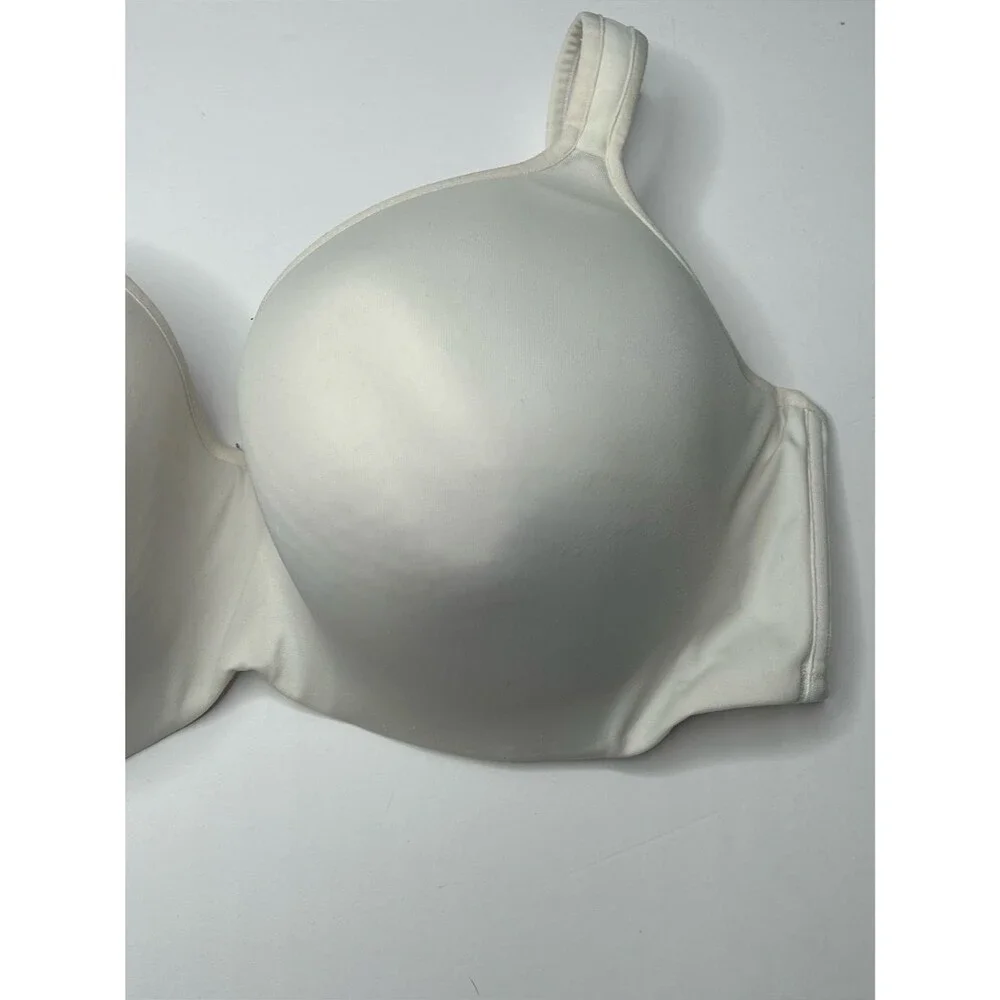 Cacique White Smooth Molded lined Bra 42DDD 42F
